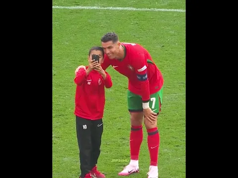 When Kids Invade the Pitch