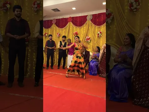 💃 #shalini மேடையில் அசத்தும் sema க்யூட் dance 🤩🤩