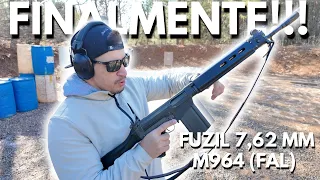 SARGENTO AMERICANO atira com o FUZIL do EXÉRCITO BRASILEIRO!