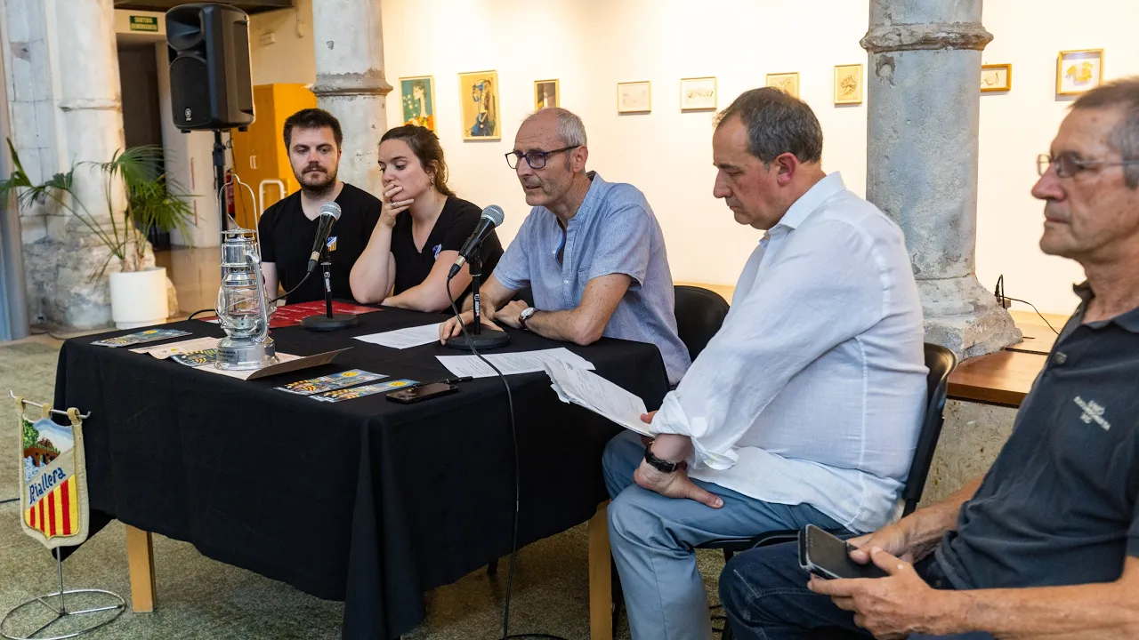 Presenten els actes de l’arribada de la Flama del Canigó a Vic