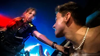 ME DETIENE LA POLICIA…