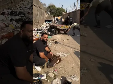 The owner of the horse was brutally broke this horse leg and twisted his tongue…It’s heartbreaking