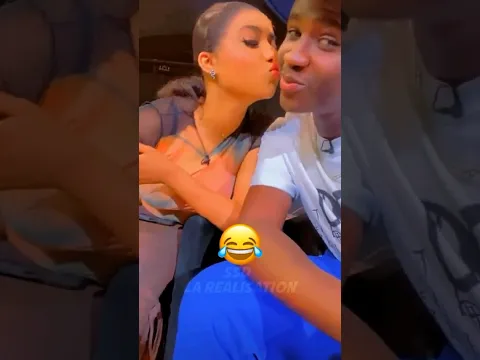 Le bisous de Racky Aidara à Kheucha de la 2stv 😘💋