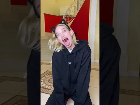 Tik-Tok: Знакомство с котом 🐈