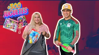 REGALANDO JUGUETES EN NAVIDAD *miren su reaccion* | colenni tv