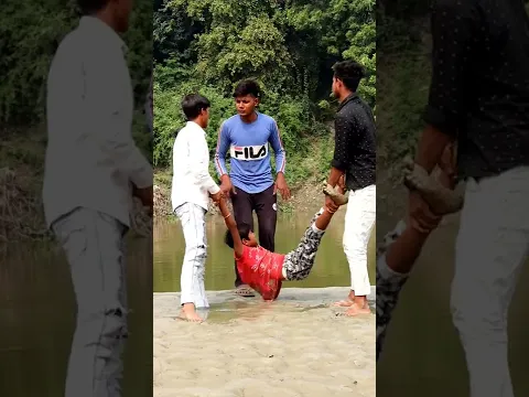 पंछी 🐦 बनू उड़ती फिरू मस्त गगन मे 😆 | #shorts #funny