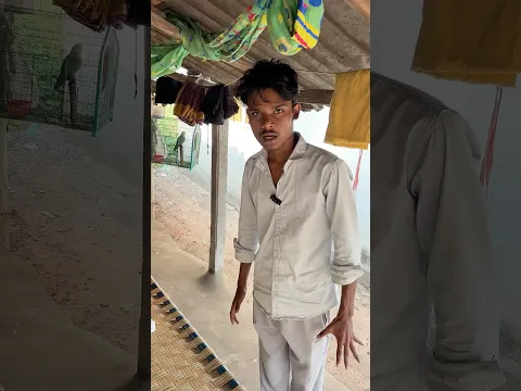 Girte Huye Bach Gaya Mai 🤣😜#shortsfeed #youtubeshorts #comedy