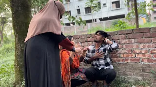 সুন্দরি বেপরদা মেয়েকে কি ভাবে ভালো পথে আনলো