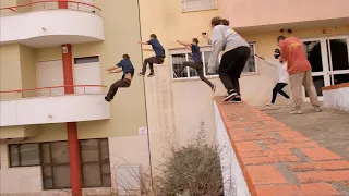PORTEKİZ'de 4 METRE UZAKTA BALKONA ATLAMA
