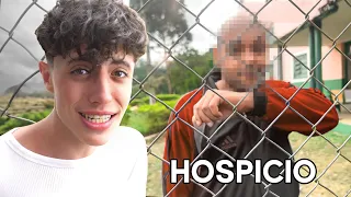 INVADINDO UM HOSPÍCIO