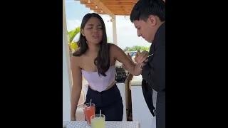 Puso algo en la bebida de esta chica