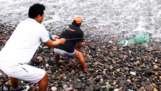 El Mar les dio una Sorpresa Gigante... ¡Mira la pesca que sacaron!