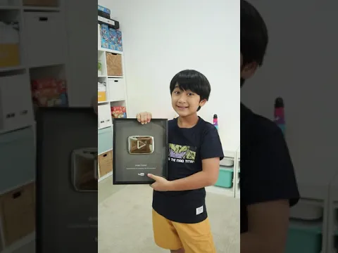 #Shorts | Koleksi YouTube Play Button Ziyan