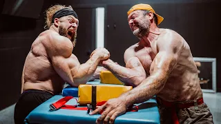 Devon Larratt Convinces Jujimufu to Quit Bodybuilding