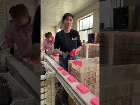 This Girl’s Soap Packing Skills Are Insane wood working art_hand crafts_#shorts