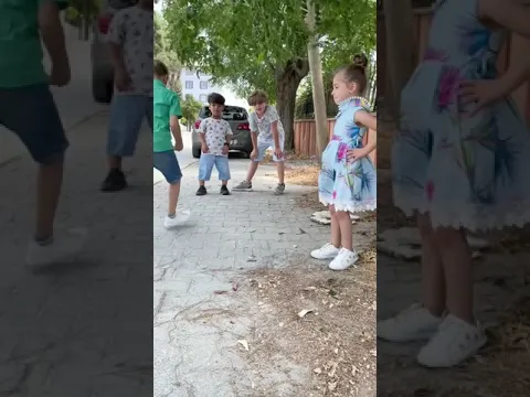 ماتوقعت ردة فعل ايات 😂😂 وخبروني شو مستواكن بدراسة انا صف 5😅😍