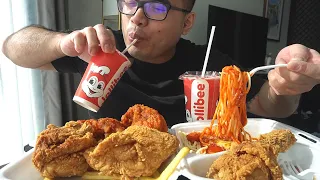 JOLLIBEE. Eating Session