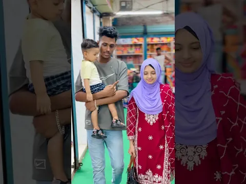 মেয়েরা বলে এক আর করে আরেক। 😑