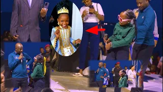 BALAA LA BABYZUCHU ALIVYO MCHEZESHA GWAJIMA NA KUMTANIA MBELE ZA WATU BABYZUCHU NI NOMA SANA