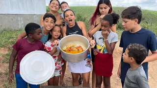 O que será que tem no tacho😅