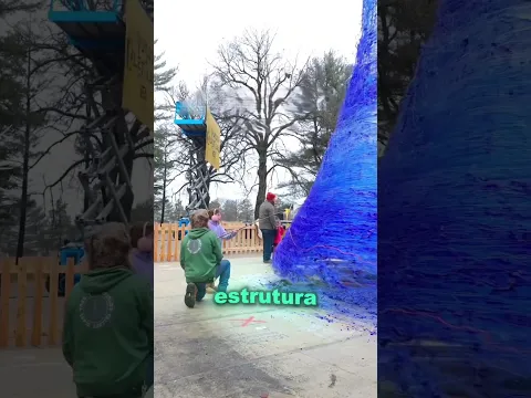 Porque eles quebram as árvores de natal?🤔