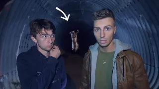 DĚSIVÝ MUŽ S KOSOU BYL KONEČNĚ CHYCEN POLICIÍ!