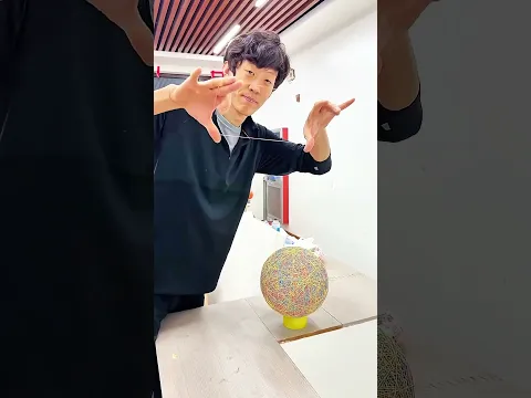 قالوا مستحيل تعمل كورة من الأستيكات… لكنه أثبت العكس! 😱🟡🔥
