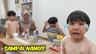 (PART 2) NYOBAIN PERMAINAN TIKTOK VIRAL - TISSUE ROLL CHALLENGE - Keluarga Ziyan