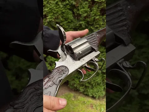 Revolver shotgun from 19th century #shorts