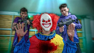 ATRAPAMOS AL PAYASO ASESINO !! *nos juntamos con Makiman* Exi