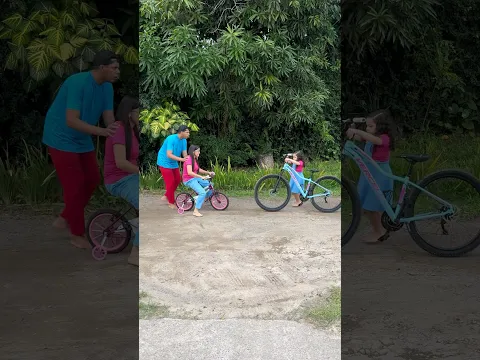 Conflict baby Dog🐶Vs🐱Cat 😰😱😵#funny #funnymoments #mood #comedy #color #nature #like #shorts
