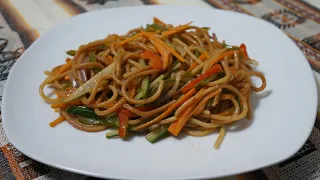 Fideos Salteados con Verduras