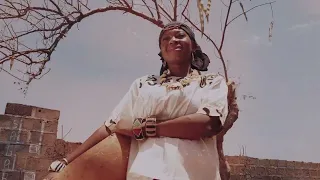 Ami Yerewolo-Ndonso Muso( clip officiel)