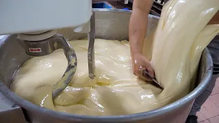Bread Making in Taiwan - Ham and Cheese Bread, Melon Bread, Red Bean Bread 維也納吐司, 菠蘿吐司, 紅豆吐司