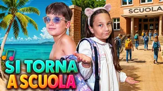 Congiuntiimperfetti - Si Torna a Scuola🎵 (canzone ufficiale)*Kevin e Emily*