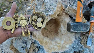 treasure inclosed a big rocks