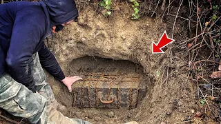 We Found A Real Treasure Chest❗️ [ Treasure Hunt With a Metal Detector ]