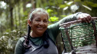 Quando a floresta cresce, a gente cresce junto.