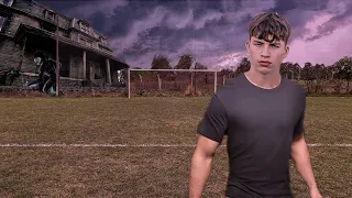 Aparece EL POMBERO mientras grabo un RETO DE FUTBOL
