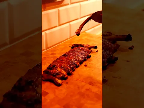 Książulo robi żeberka
