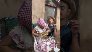 O CUMPADE NÃO DEIXA A CUMADE COMER EM PAZ🤣🤣🤣
