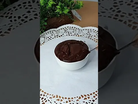 صوص الشكولاتة في دقيقة لتغليف وتزين الكيك والحلويات بدون زبدة ولاشيكولاته ولاكريمة Chocolate Sauce