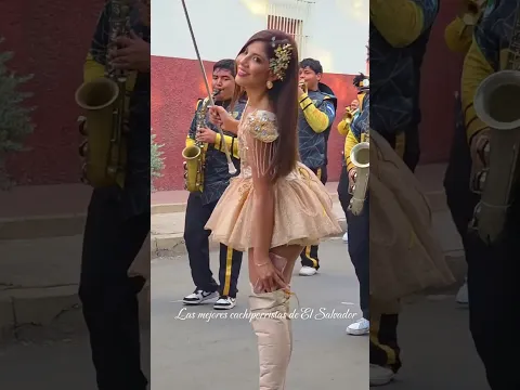 💃 Bella Salvadoreña 🎵#musicband #baile #palillonas #bastoneras #musicband #viralvideo