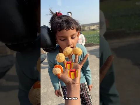 Baccho ko free gifts 🎁🎁🥳 #shorts #funny #ytshorts #viral #kids