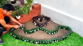 Reuse old glass bottles to decorate beautiful garden corners