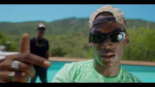 DJ Kayz feat. Mig & Cyril Kamer - Elle Kiffe (Clip officiel)