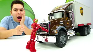 ¡Iron Man salva los coches de Eduardo! El taller de reparaciones de Eduardo. Vídeos de juguetes.