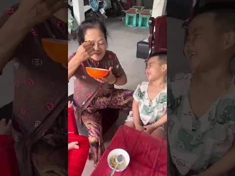 Hèn gì mấy bà mẹ có con là mập ra 😂😂