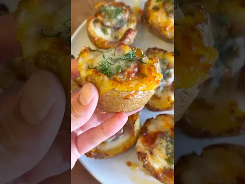 Patatesten Mini Pizza,tarif yorumda,recipe is in comments🍕🥔