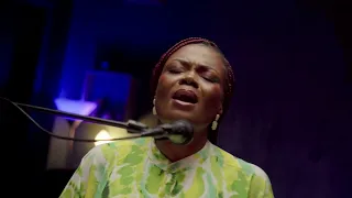 Carmen KOUASSI -  Yaweh se manifestera (COVER)